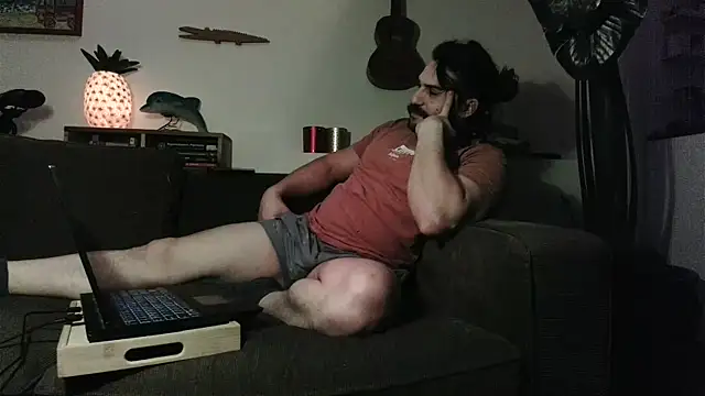 Snapshot of Mclozzz chatting on December 21, 2:51 am Mclozzz online show from December 21, 2:51 am