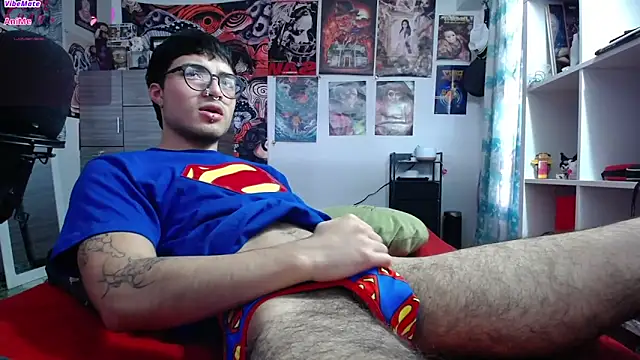 Snapshot of dylan_fun18 chatting on February 22, 6:50 pm dylan fun18 online show from February 22, 6:50 pm