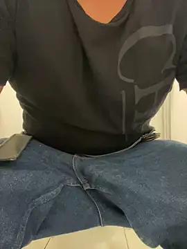 Snapshot of CBaizon chatting on December 27, 9:32 pm CBaizon online show from December 27, 9:32 pm