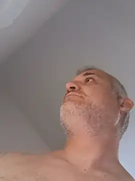 Holaluz2 online show from December 16, 3:28 pm