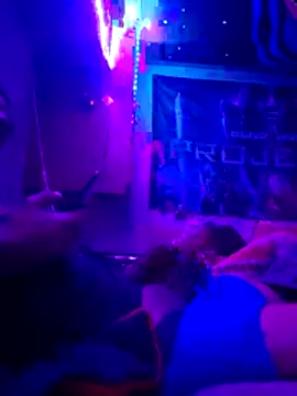 LargeDominoes online show from March 15, 12:55 pm