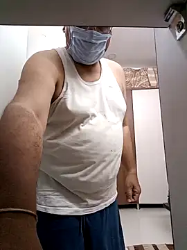 Snapshot of ridetoheaven chatting on March 16, 9:27 am ridetoheaven online show from March 16, 9:27 am