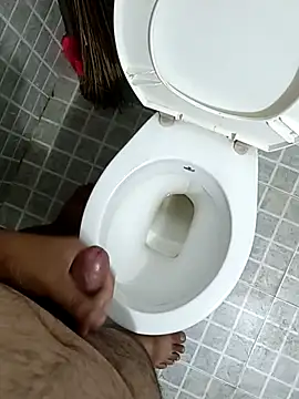 Snapshot of ridetoheaven chatting on November 3, 4:03 am ridetoheaven online show from November 3, 4:03 am