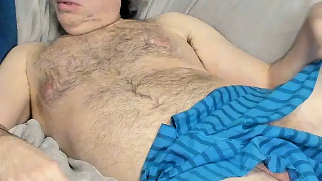 Snapshot of MidwestDadbod chatting on October 15, 12:27 pm MidwestDadbod online show from October 15, 12:27 pm