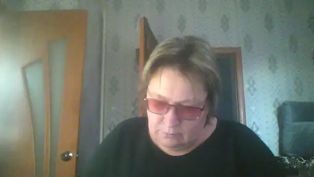 Snapshot of MelanieCold467 chatting on October 21, 5:08 am MelanieCold467 online show from October 21, 5:08 am