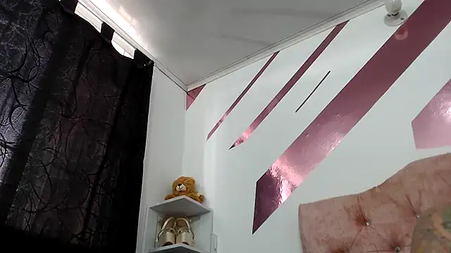 Snapshot of Kitten_Hot_ chatting on September 27, 3:06 pm Kitten Hot online show from September 27, 3:06 pm