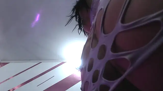 Snapshot of Kitten_Hot_ chatting on September 30, 4:34 pm Kitten Hot online show from September 30, 4:34 pm