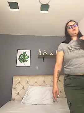 Soe Lara online show from September 9, 11:10 am