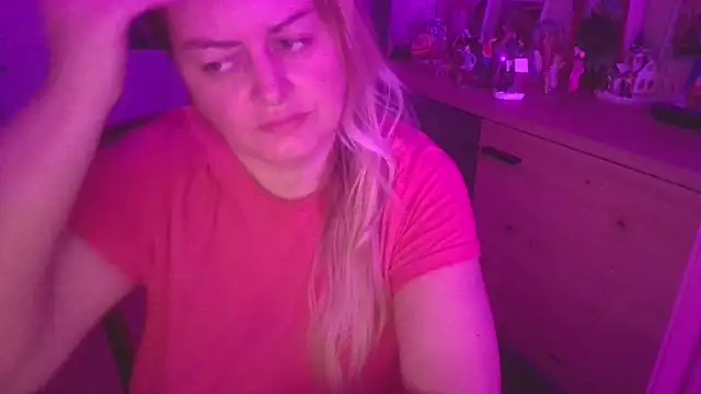 Meliss Official9 online show from December 19, 5:58 am