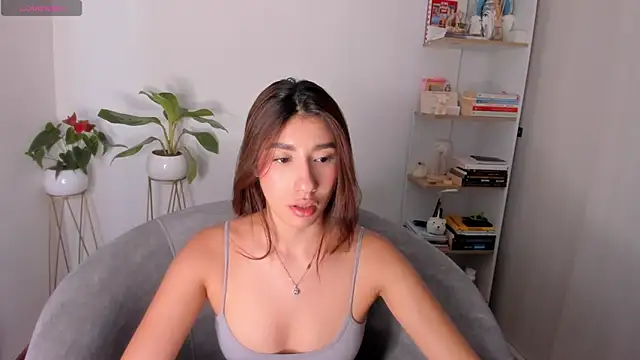 danna davis18 online show from December 1, 7:14 pm