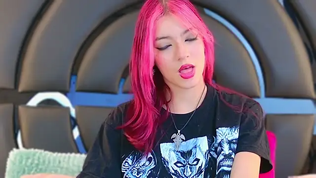 ElizabetthKitty online show from February 5, 6:59 pm