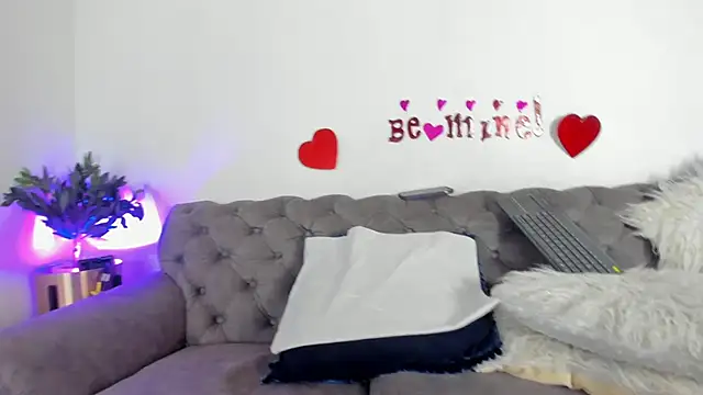 Sofi Vasquez online show from February 5, 1:04 am