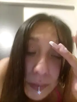 Snapshot of bbferlinaa chatting on December 22, 4:31 am bbferlinaa online show from December 22, 4:31 am