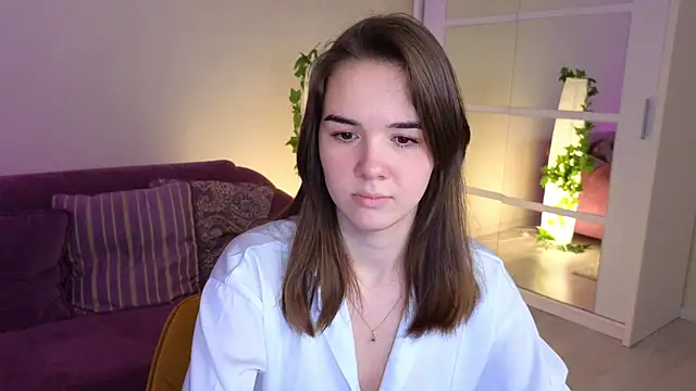 Snapshot of LindaRobertz chatting on January 25, 9:15 am LindaRobertz online show from January 25, 9:15 am