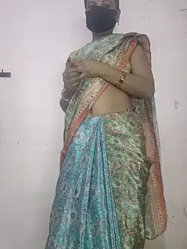 Snapshot of pujabhabi51 chatting on February 7, 3:52 pm pujabhabi51 online show from February 7, 3:52 pm