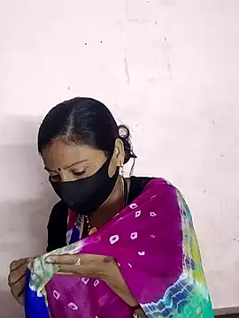 Snapshot of pujabhabi51 chatting on February 21, 1:44 am pujabhabi51 online show from February 21, 1:44 am