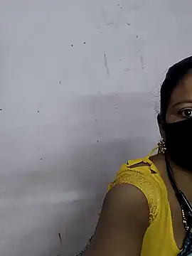 Snapshot of pujabhabi51 chatting on February 22, 2:06 am pujabhabi51 online show from February 22, 2:06 am