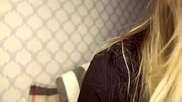 Evvie Summn1 online show from February 27, 4:56 am