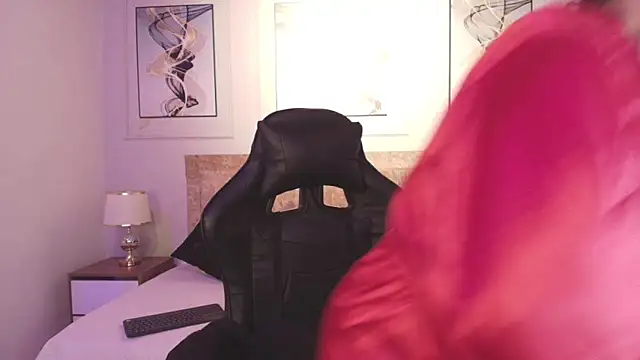 lyn adamns online show from December 22, 2:38 pm