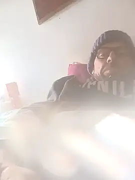 Snapshot of jonyfree1978 chatting on December 22, 3:11 pm jonyfree1978 online show from December 22, 3:11 pm