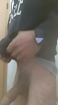 Snapshot of jonyfree1978 chatting on January 4, 10:05 am jonyfree1978 online show from January 4, 10:05 am