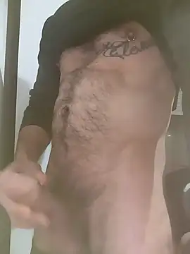 Snapshot of jonyfree1978 chatting on January 11, 12:22 am jonyfree1978 online show from January 11, 12:22 am