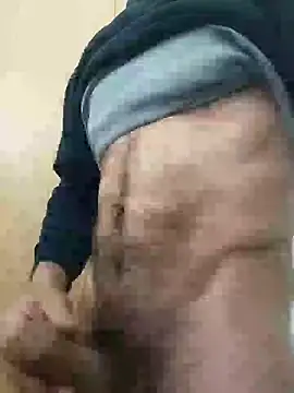 Snapshot of jonyfree1978 chatting on February 11, 6:19 am jonyfree1978 online show from February 11, 6:19 am