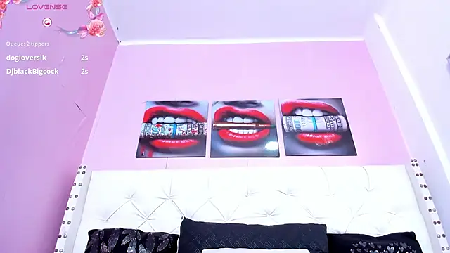Snapshot of alice__tylor chatting on January 31, 6:36 pm alice  tylor online show from January 31, 6:36 pm