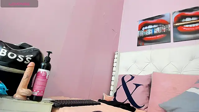 Snapshot of alice__tylor chatting on February 10, 6:03 pm alice  tylor online show from February 10, 6:03 pm