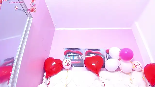 Snapshot of alice__tylor chatting on February 17, 6:26 pm alice  tylor online show from February 17, 6:26 pm