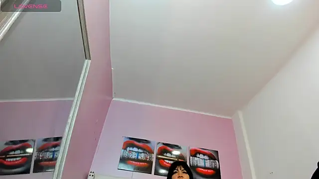 Snapshot of alice__tylor chatting on March 11, 11:33 am alice  tylor online show from March 11, 11:33 am
