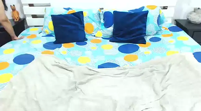 sexycolombianladies online show from January 31, 9:05 pm