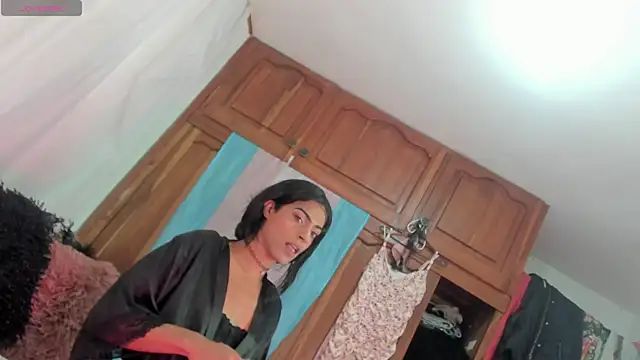 Itsme Daniela online show from October 10, 3:22 pm