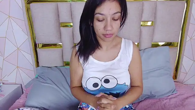 Snapshot of nina_carther chatting on May 19, 11:05 am nina carther online show from May 19, 11:05 am