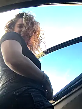 Snapshot of Mercedez_BaBy chatting on September 25, 9:40 pm Mercedez BaBy online show from September 25, 9:40 pm