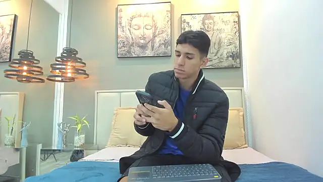 kieran derek online show from January 8, 3:20 am