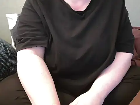 MarthaBriest online show from March 10, 2:37 pm