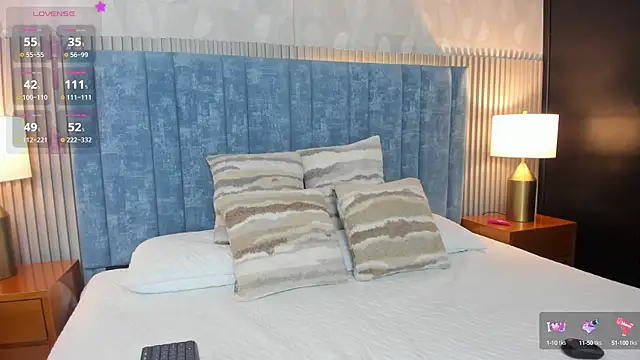 Snapshot of pretty_sunlight_ chatting on November 14, 1:26 am pretty sunlight online show from November 14, 1:26 am