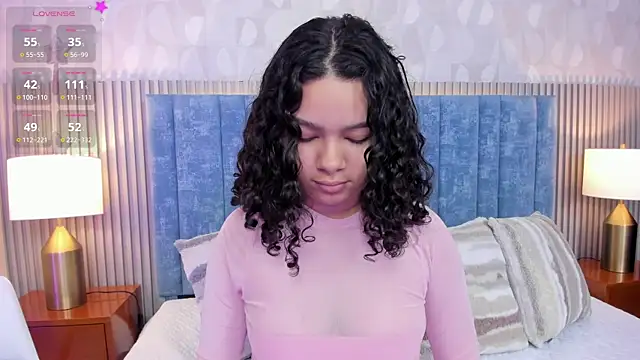 Snapshot of pretty_sunlight_ chatting on November 23, 1:38 am pretty sunlight online show from November 23, 1:38 am