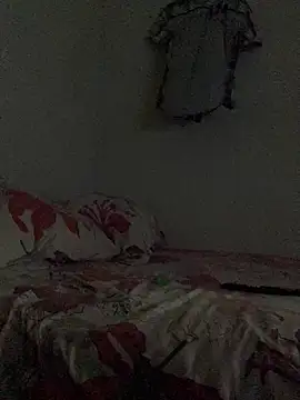 Johnras121 online show from May 31, 9:05 pm