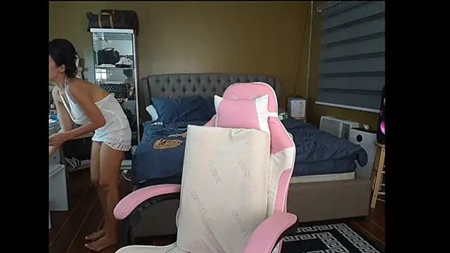 Snapshot of aya_saki chatting on March 9, 10:41 am aya saki online show from March 9, 10:41 am