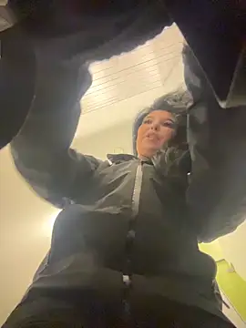 Tisha Busty online show from March 23, 1:26 pm