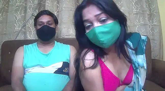 Snapshot of HottestSonya chatting on February 27, 6:53 pm HottestSonya online show from February 27, 6:53 pm