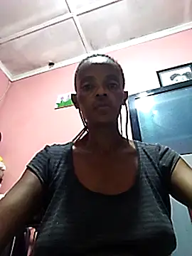 Snapshot of sweets_80 chatting on December 23, 9:51 pm sweets 80 online show from December 23, 9:51 pm