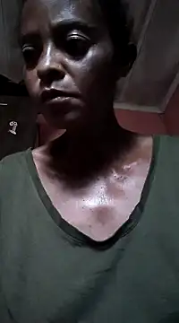 Snapshot of sweets_80 chatting on January 21, 4:21 am sweets 80 online show from January 21, 4:21 am