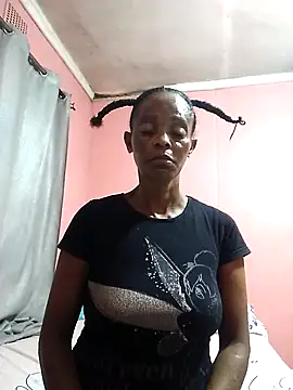 Snapshot of sweets_80 chatting on February 18, 8:47 pm sweets 80 online show from February 18, 8:47 pm