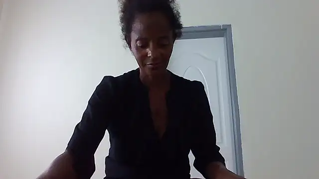 sweets 80 online show from January 9, 8:17 am