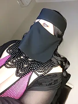 -Arab milf- online show from January 29, 9:23 am