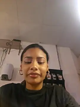 Snapshot of morena-399 chatting on February 5, 6:56 pm morena-399 online show from February 5, 6:56 pm