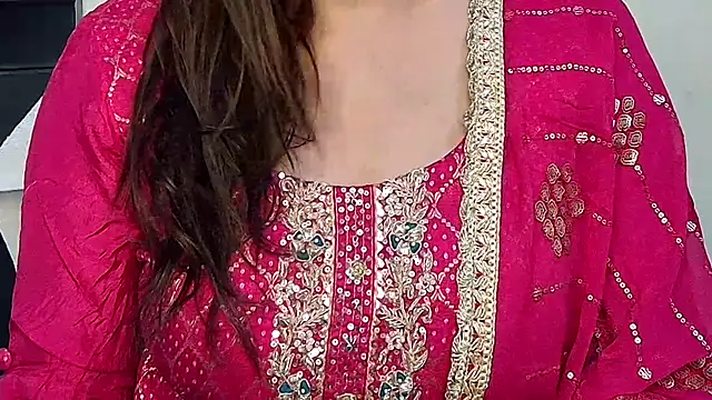 MIss-Naina online show from October 27, 7:23 am